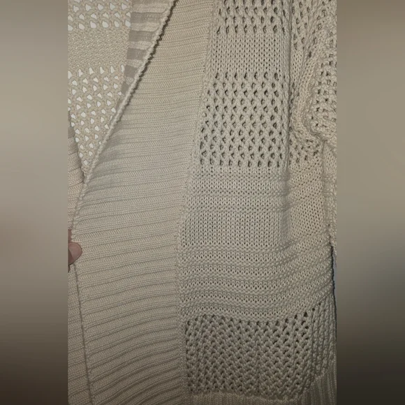 Banana Republic Cream Women's Cardigan - Picture 4 of 4